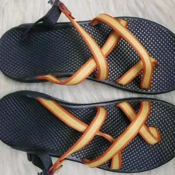 Chaco Sandels Brand New Without Box - Picture 1 of 2